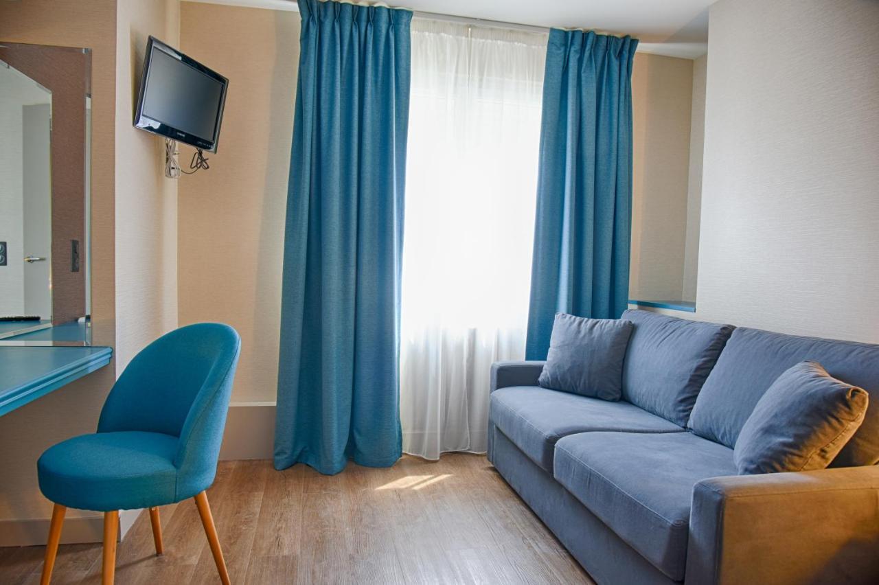 Auberge La Renaissance Asnières-sur-Oise Екстериор снимка