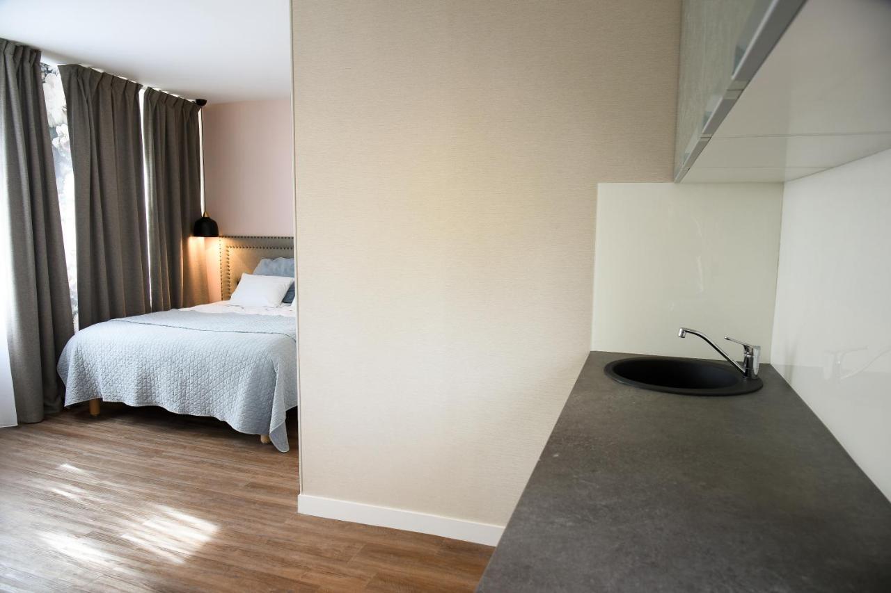 Auberge La Renaissance Asnières-sur-Oise Екстериор снимка